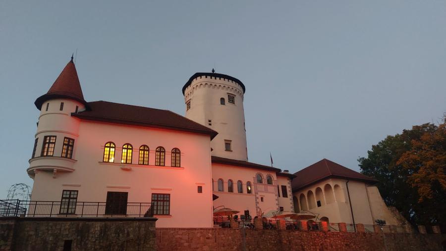 Noc múzeí - Budatínsky hrad.jpg