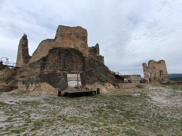 Hrad Divín - leto 2025