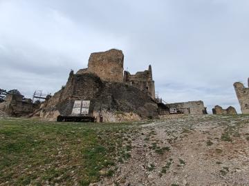Hrad Divín - leto 2025