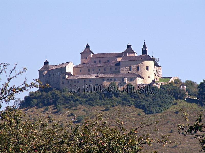 Hrad Krásna Hôrka.jpg Hrad Krásna Hôrka.jpg